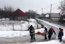 Photo of foto | Gheața și poleiul le-a făcut misiunile de două ori mai complicate. Șase ambulanțe, care se grăbeau spre pacienți, au derapat de pe trasee
