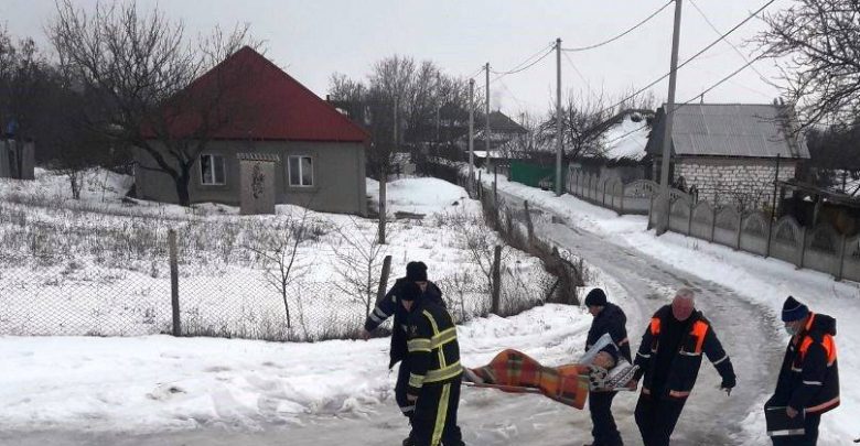 Photo of foto | Gheața și poleiul le-a făcut misiunile de două ori mai complicate. Șase ambulanțe, care se grăbeau spre pacienți, au derapat de pe trasee