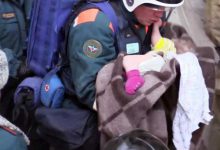 Photo of video | 1 ianuarie – cea mai fericită zi pentru o mamă din Rusia. Bebelușul ei de 10 luni, găsit în viață după explozia din Magnitogorsk
