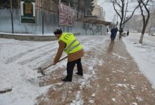 Photo of Agenții economici și administratorii blocurilor locative care nu vor curăța zăpada de pe trotuare riscă amenzi usturătoare