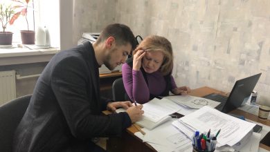 Photo of foto | Vlad Bilețchi a depus actele pentru a fi înregistrat la parlamentare. Unionistul se laudă cu cele mai multe semnături adunate