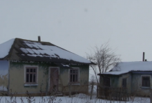 Photo of video | Încă un sat din Moldova riscă să dispară de pe harta țării. Șase bătrâni și câțiva câini – singurele suflete rămase în casele pustii