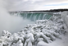 Photo of foto, video | Spectacol mirific la Cascada Niagara. Gerul năprasnic a transformat șuvoaiele în blocuri de gheață uriașe