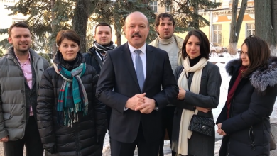 Photo of foto, video | Valeriu Ghilețchi a depus semnăturile la CEC: „Căldura, deschiderea și bucuria cetățenilor noștri de peste ocean este de nedescris”