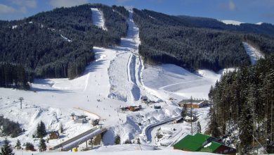 Photo of Avertizare pentru turiștii care merg pe pârtiile din Ucraina: A fost emis pericol de avalanșă în munții Carpați