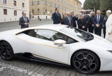 Photo of Un Lamborghini poate fi câștigat cu doar 10 dolari. Norocosul îl va primi cu binecuvântarea și autograful lui papa Francisc