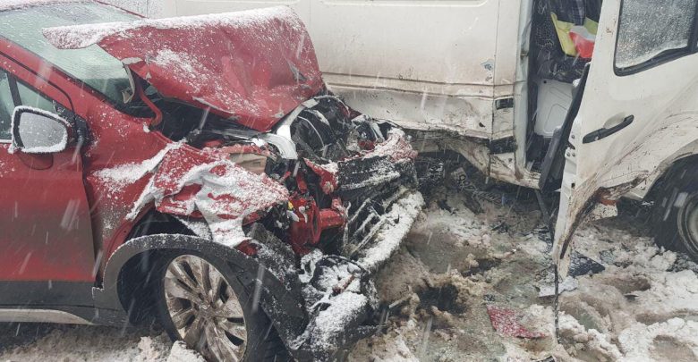 Photo of foto | Viteza și alcoolul au răpit încă o viață. Alte două persoane au ajuns la spital după un grav accident la Comrat