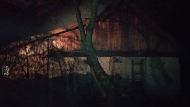 Photo of foto | Trei persoane, evacuate dintr-o casă cuprinsă de flăcări la Căușeni. O butelie de gaz era gata să explodeze