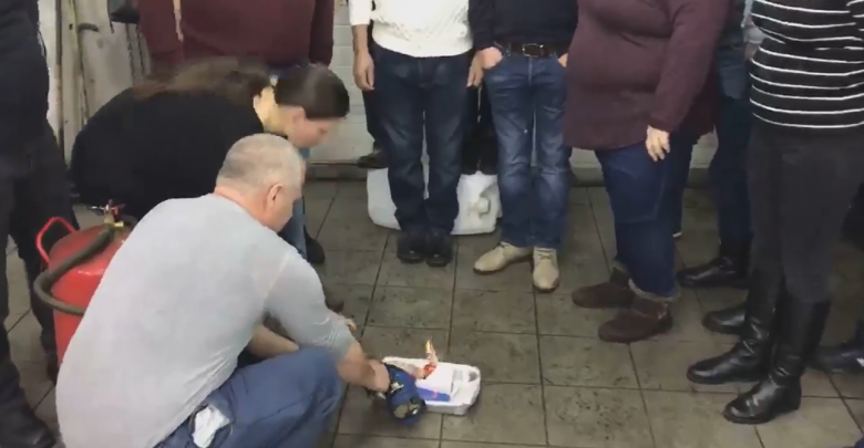 Photo of Învinuiți de dezbinare națională. Ce pedeapsă riscă moldovenii care și-au ars pașapoartele în semn de protest?