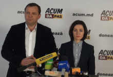 Photo of video | „Ieri a fost scrisă cea mai neagră pagină din istoria electorală a Moldovei”. Blocul ACUM, despre pretinsa fraudă a alegerilor parlamentare