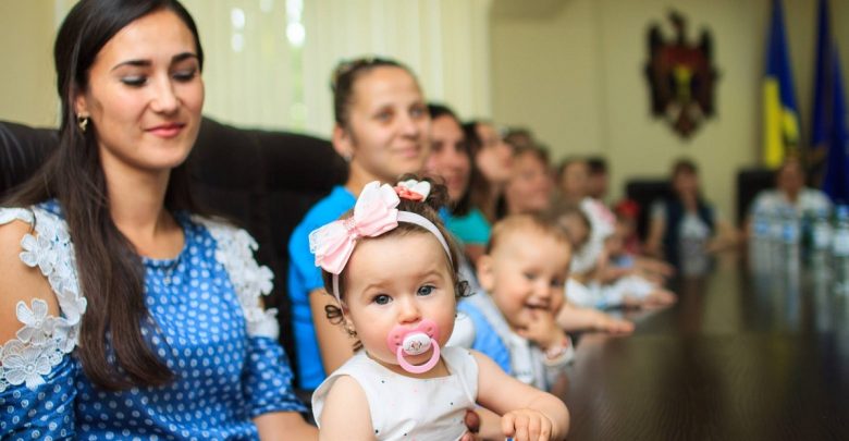 Photo of La Orhei, familiile continuă să primească indemnizații suplimentare de 7000 și 10.000 de lei pentru nașterea copiilor