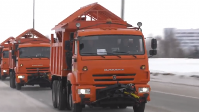 Photo of video | „Sunt convins că moldovenii apreciază suportul poporului rus”. Camioanele „dobândite” de Dodon sunt în drum spre Moldova