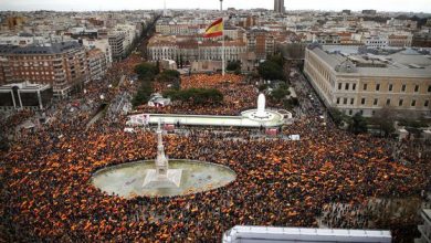 Photo of Proteste de amploare în Spania: 45.000 de oameni au ieșit în stradă după ce Guvernul oferit Cataloniei o ofertă de negocieri