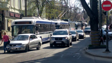 Photo of Transportul public pe strada Tighina, reluat. Lucrările programate până la sfârșitul lunii martie au fost amânate din cauza vremii