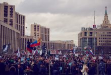 Photo of foto | Mii de oameni au protestat astăzi la Moscova împotriva „izolării internetului rusesc”. 28 de manifestanți, inclusiv și un reporter – reținuți