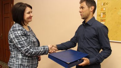 Photo of foto | Țara-l răsplătește pentru faima care ne-o duce în lume. Tenismenul moldovean Radu Albot, premiat cu 50.000 de lei de Ministerul Educației