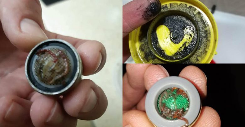 Photo of foto | Viermi și impurități la litru. Locuitorii din Floreni se plâng de apa contaminată din robinete