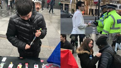 Photo of foto, video | Îmbrăcați în ii și înarmați cu dragostea pentru tradiții. Mai mulți moldoveni au împărțit 10.000 de mărțișoare pe străzile din Londra