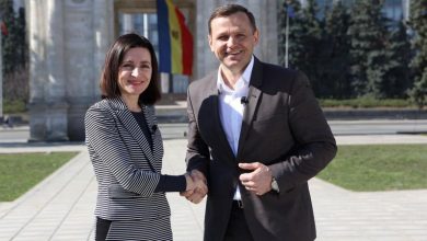 Photo of ultima oră | S-au scindat în două fracțiuni parlamentare. Blocul ACUM o propune pe Maia Sandu – premier, iar pe Năstase – președinte al Parlamentului