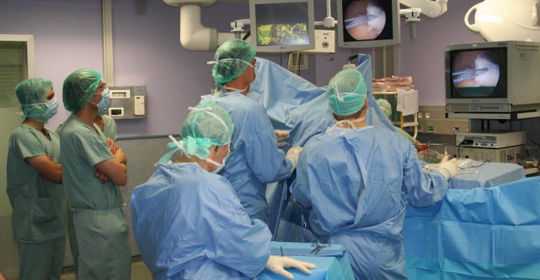 Photo of Se întâmplă pentru prima dată în Moldova: Chirurgii au operat printr-o metodă nouă o femeie cu cancer la plămâni