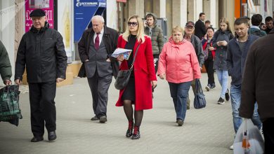 Photo of În Moldova sunt mai multe femei decât bărbați. Populația masculină trăiește, în medie, cu 8 ani mai puțin