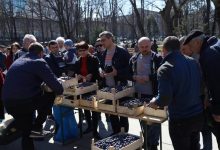 Photo of Târgul „Ia Moldova acasă” va avea loc și duminica viitoare. Oamenii, invitați în centrul capitalei să cumpere struguri cu doar 5 lei/kg