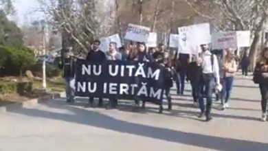 Photo of foto | „O generaţie de tineri s-a sacrificat pentru dreptate”. ACUM, într-un marș prin centrul capitalei, la împlinerea celor 10 ani de la protestele care au zguduit țara