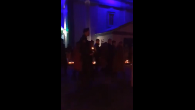 Photo of video | Slujba Învierii, supravegheată de carabinieri la biserica din Otaci. Care este motivul?