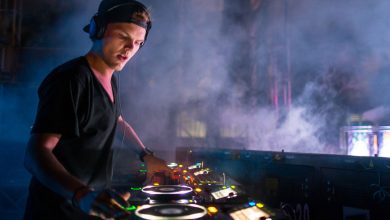 Photo of video | Avicii, deplâns de fani în videoclipul noului single. Piesa „SOS” a fost lansată la un an după moartea artistului