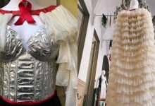 Photo of foto, video | A spus „Nu SIDA” într-un mod original: O moldoveancă a creat un costum din 1000 de prezervative pentru un concurs italian