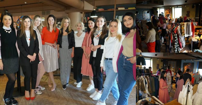 Photo of foto, video | Și-au deschis garderoba pentru a spune stop violenței. Zeci de jurnaliste și bloggerițe din capitală au organizat un târg pentru o cauză nobilă