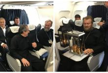 Photo of foto | Primele imagini cu Focul Haric de la bordul AirMoldova. Delegația în frunte cu Mitropolitul Vladimir va ajunge la Chișinău în curând