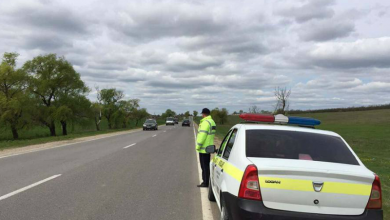 Photo of Un polițist ar fi cerut 45.000 de lei de la un şofer ca să-l scape de răspundere pentru conducerea automobilului în stare de ebrietate