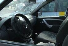Photo of Furios și plin de nervi. Un șofer ar fi spart geamul unui taxi în care se afla o mamă cu un copil