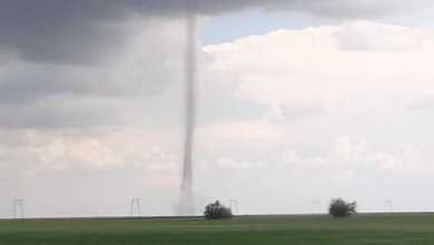 Photo of foto, video | Pentru a doua oară în ultima lună. Încă o tornadă a fost surprinsă în România