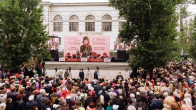 Photo of video | Partidul ȘOR a răsfățat veteranii și participanții la Marșul Victoriei cu un concert. Piesa „День Победы”, cântată la unison