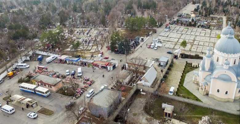 Photo of De Paştele Blajinilor, Primăria promite 1500 de locuri de parcare în preajma Cimitirului „Sfântul Lazăr”