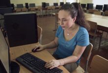 Photo of video | Ieri elevă, azi ingineră. Alina Ciobanu: „Fetelor cărora li se spune că IT-ul e pentru băieți – nu ascultați. Veniți și învățați”