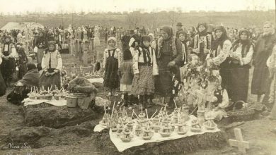 Photo of foto | Fără veselă, mese întinse şi rochii de gală. Cum arăta Paştele Blajinilor în 1941?