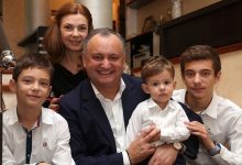 Photo of Astăzi este sărbătorită Ziua Internațională a Familiei: Cu ce mesaj a venit președintele țării pentru moldoveni?