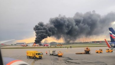 Photo of video | Ultima oră: Un avion cu 78 de oameni la bord a luat foc pe Aeroportul Șeremetievo. Cel puțin 5 oameni au murit