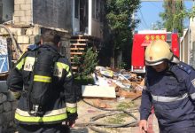 Photo of foto, video | O casă nefinisată din Durlești a fost cuprinsă de flăcări: Patru butelii de gaz, evacuate de urgență