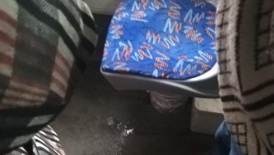 Photo of video | Cu umbrela deasupra capului și în troleibuz: Un călător a filmat cum plouă în transportul public