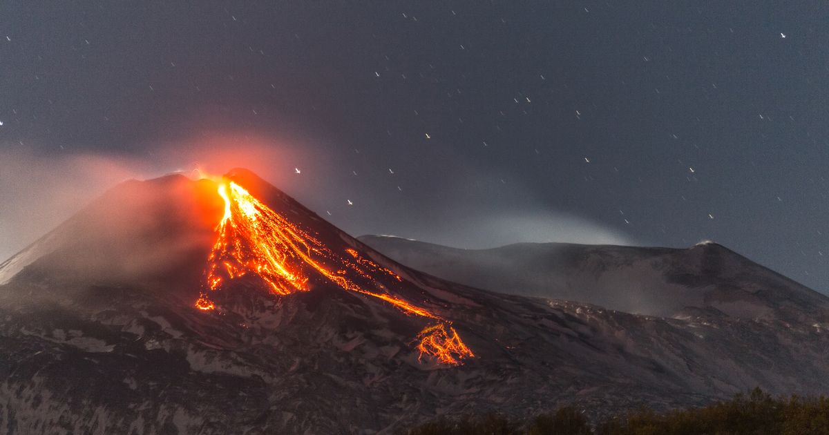 video | Cu natura nu te pui: Imagini uimitoare cu erupția ...