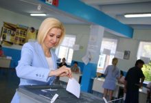 Photo of foto | A votat „pentru dezvoltarea Găgăuziei”. Irina Vlah a venit la alegerile din regiune împreună cu fiica