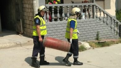 Photo of foto | Salvatorii IGSU au depistat o butelie de gaz în blocul prăbușit de la Otaci: Riscul unei posibile deflagrații a fost exclus