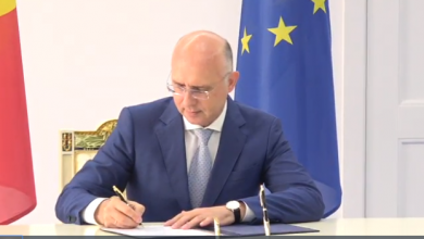 Photo of video | Filip a semnat decretul de dizolvarea a Parlamentului. Pe 6 septembrie ar putea fi organizate alegeri anticipate