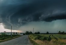 Photo of meteo | Pregătiți umbrelele. Se anunță Cod galben de furtună și descărcări electrice