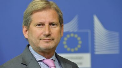 Photo of video | Johannes Hahn, după vizita de la Chișinău: „Dacă vor fi alegeri anticipate, FMI ar putea suspenda programul de asistență”