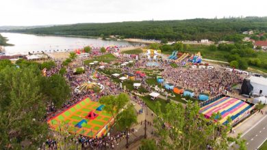 Photo of foto | Zeci de mii de pici și părinții lor petrec 1 iunie la OrheiLand. Cel mai mare parc de distracții din Moldova, deschis de astăzi